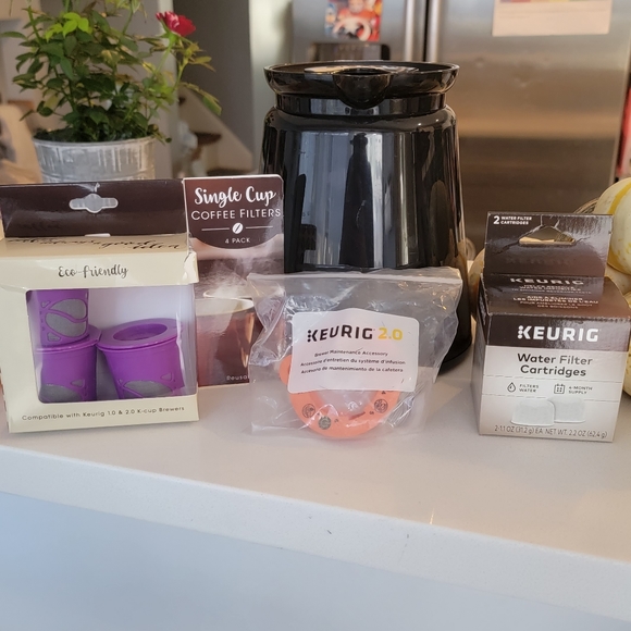 Keurig Accessory Bundle | Carafe Filters +more